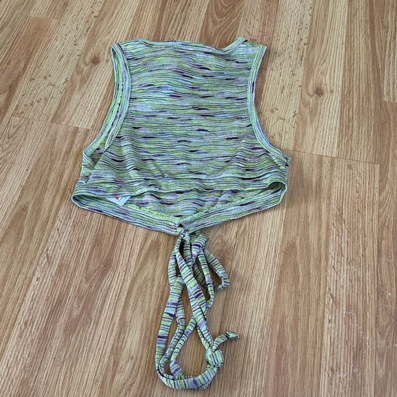 NWT Urban Renewal Crop Tie Top Size Medium - Picture 4 of 6